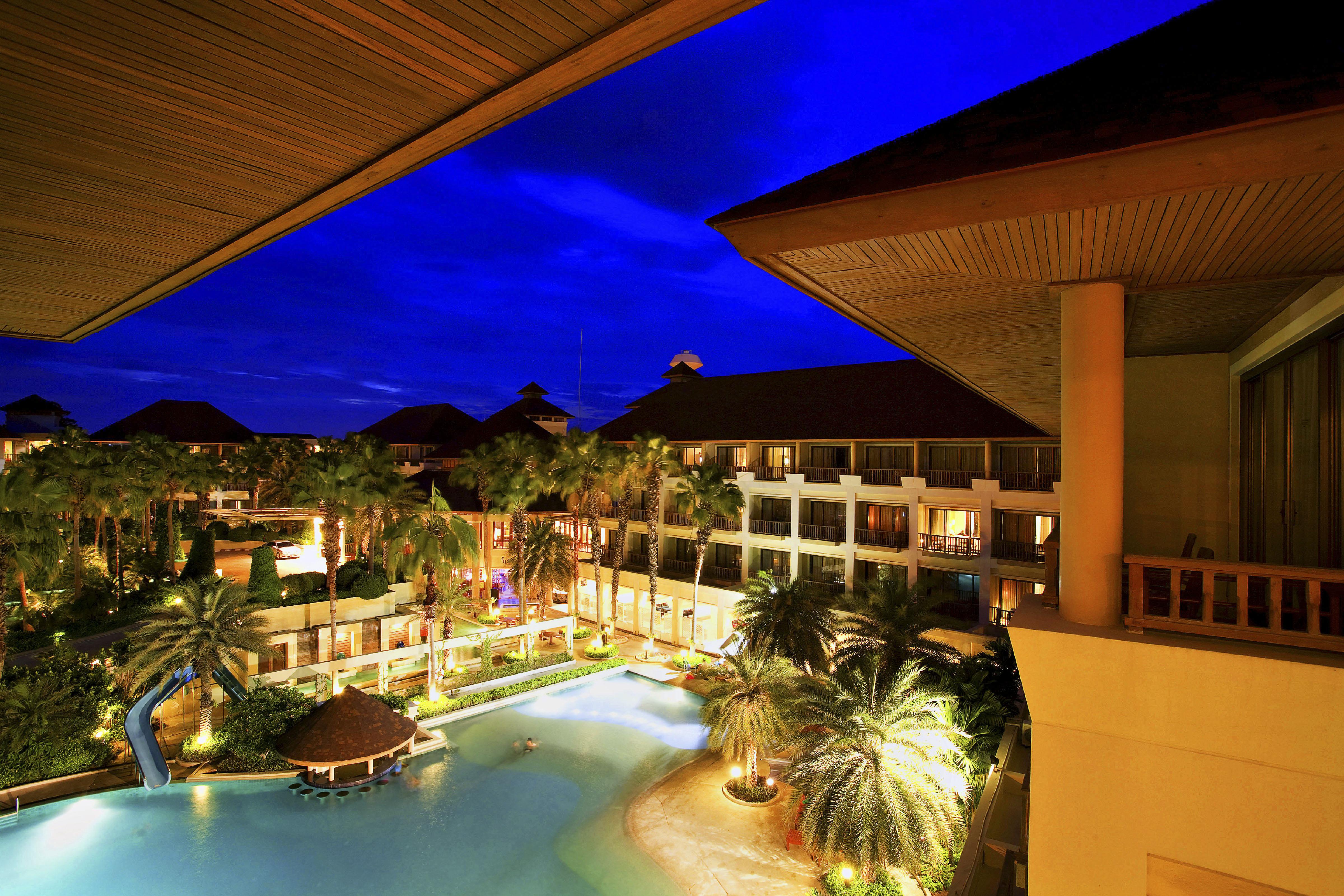 The Tide Resort Bangszen Kültér fotó