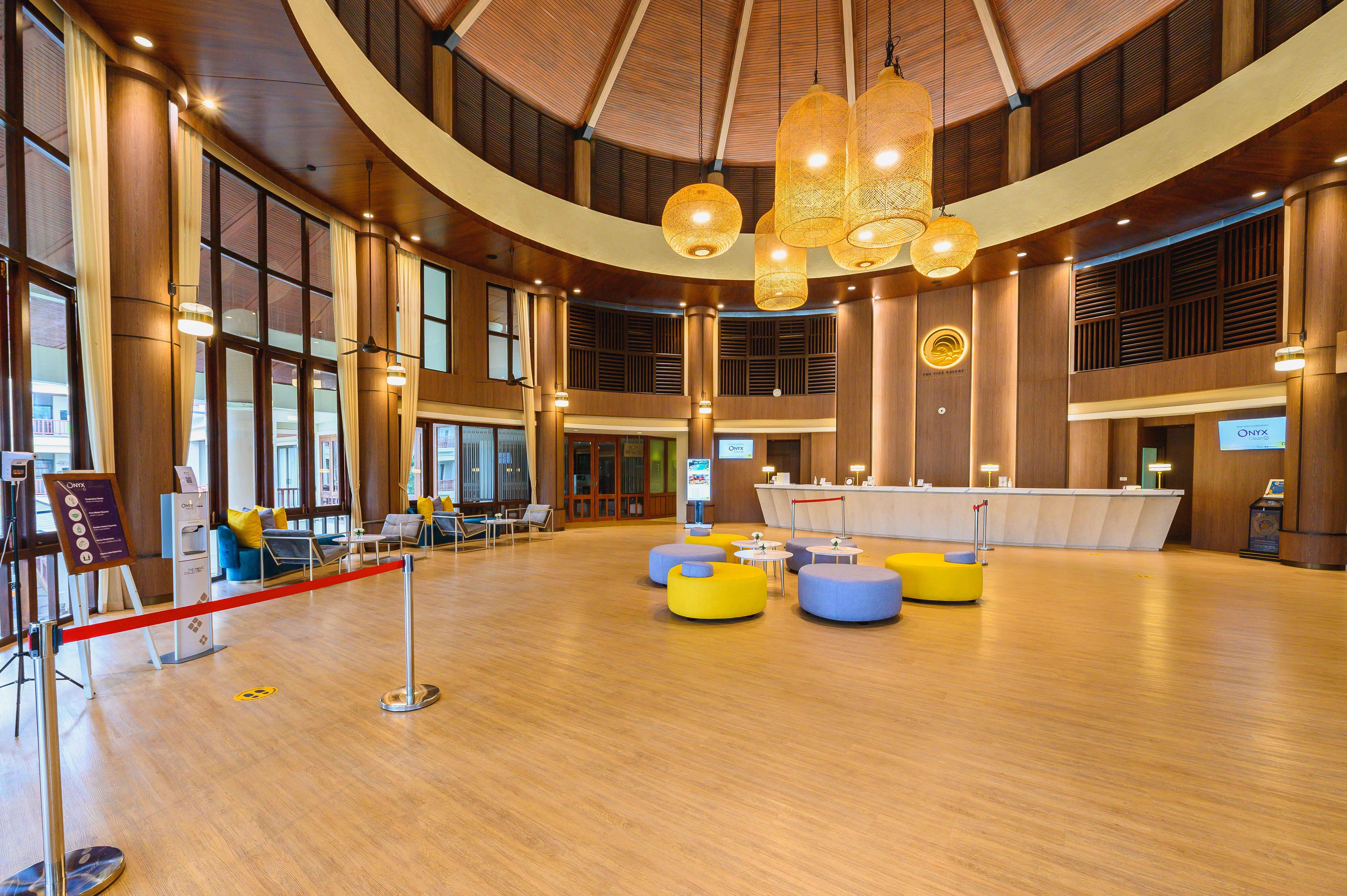 The Tide Resort Bangszen Kültér fotó