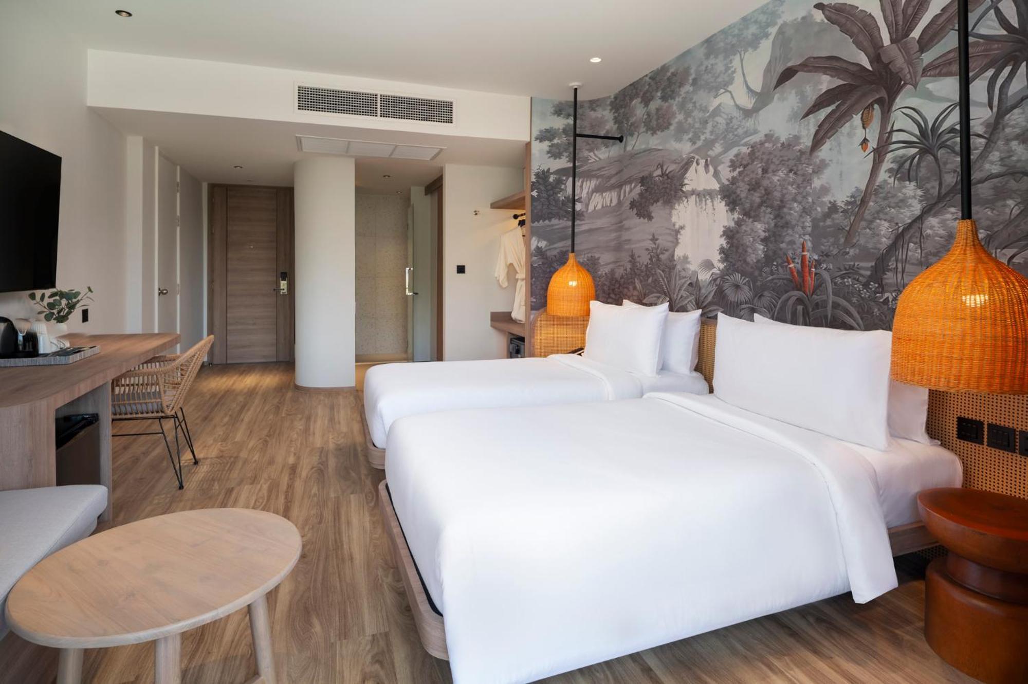 The Tide Resort Bangszen Kültér fotó