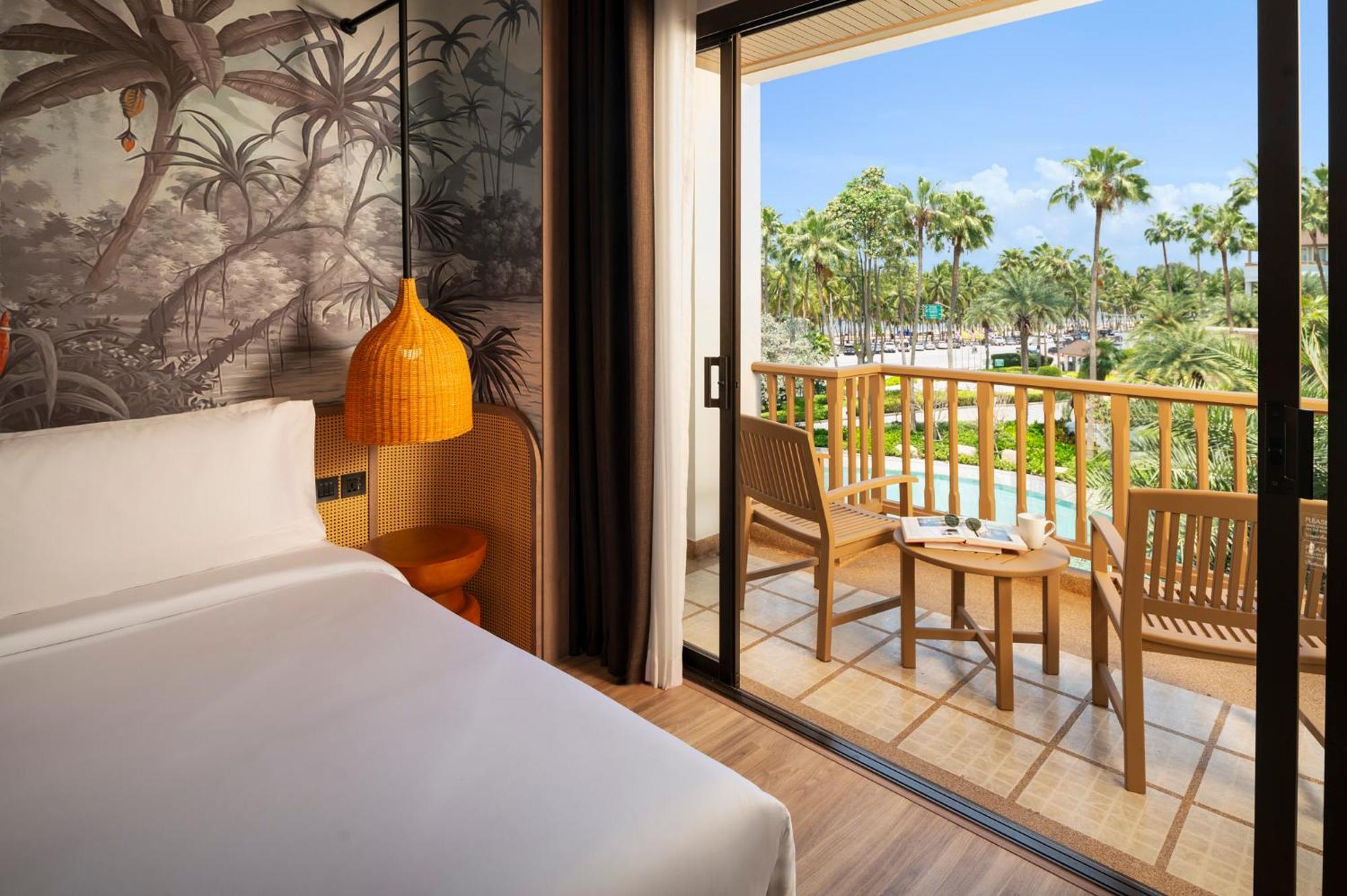The Tide Resort Bangszen Kültér fotó