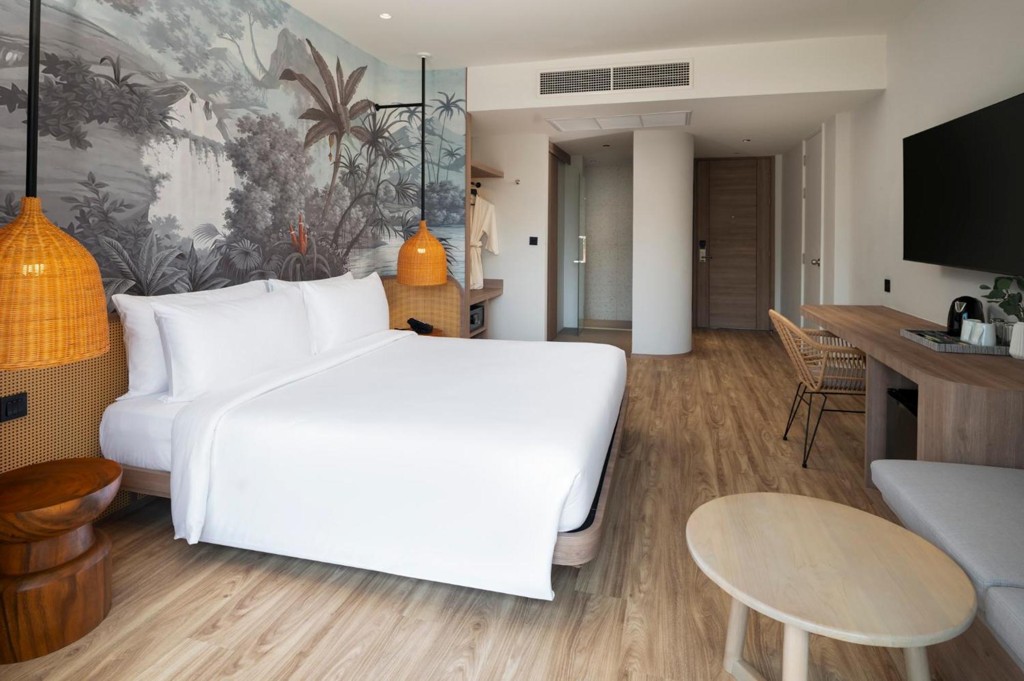 The Tide Resort Bangszen Kültér fotó